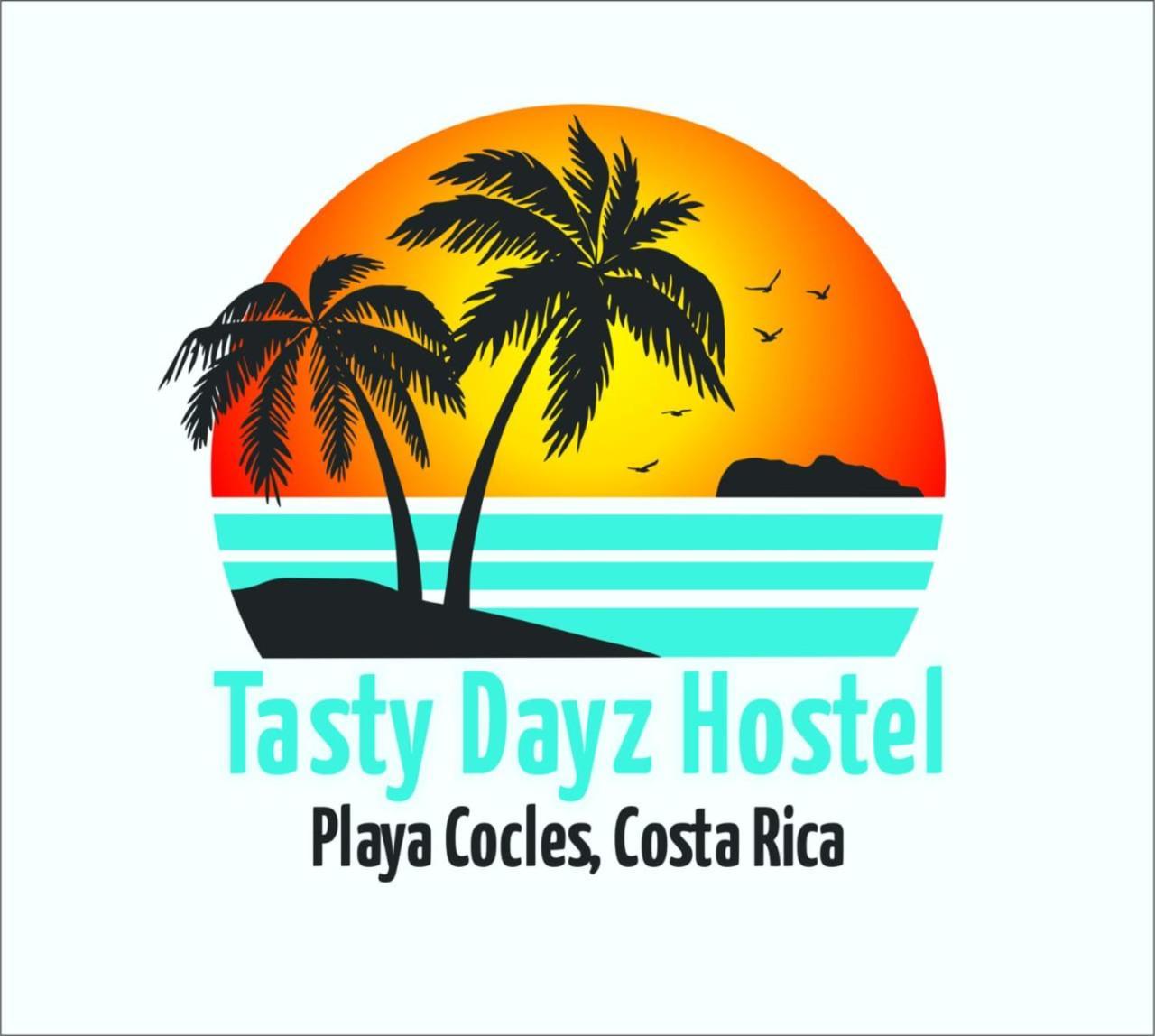 Tasty Dayz Hostel Puerto Viejo de Talamanca Екстериор снимка
