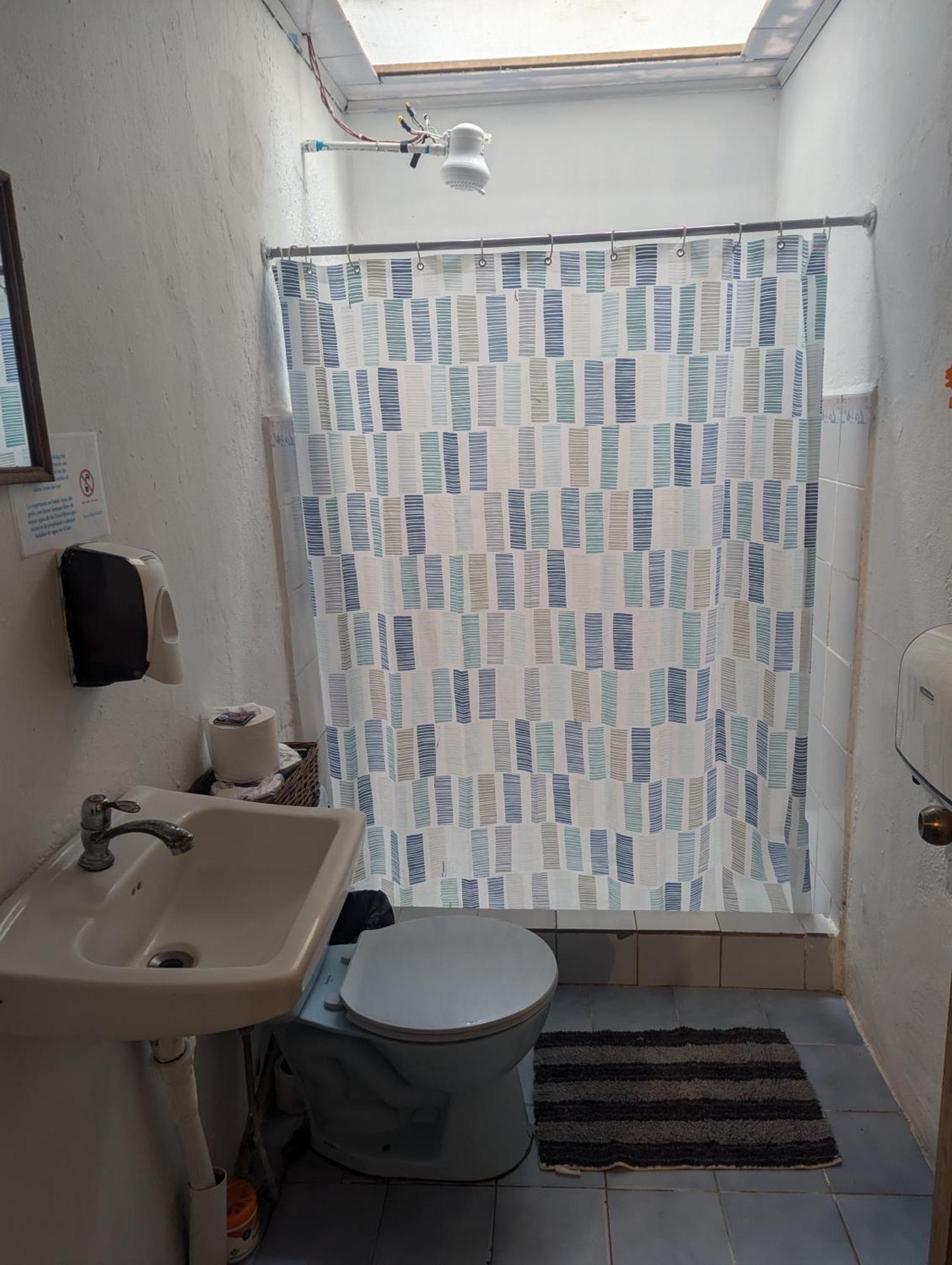 Tasty Dayz Hostel Puerto Viejo de Talamanca Екстериор снимка