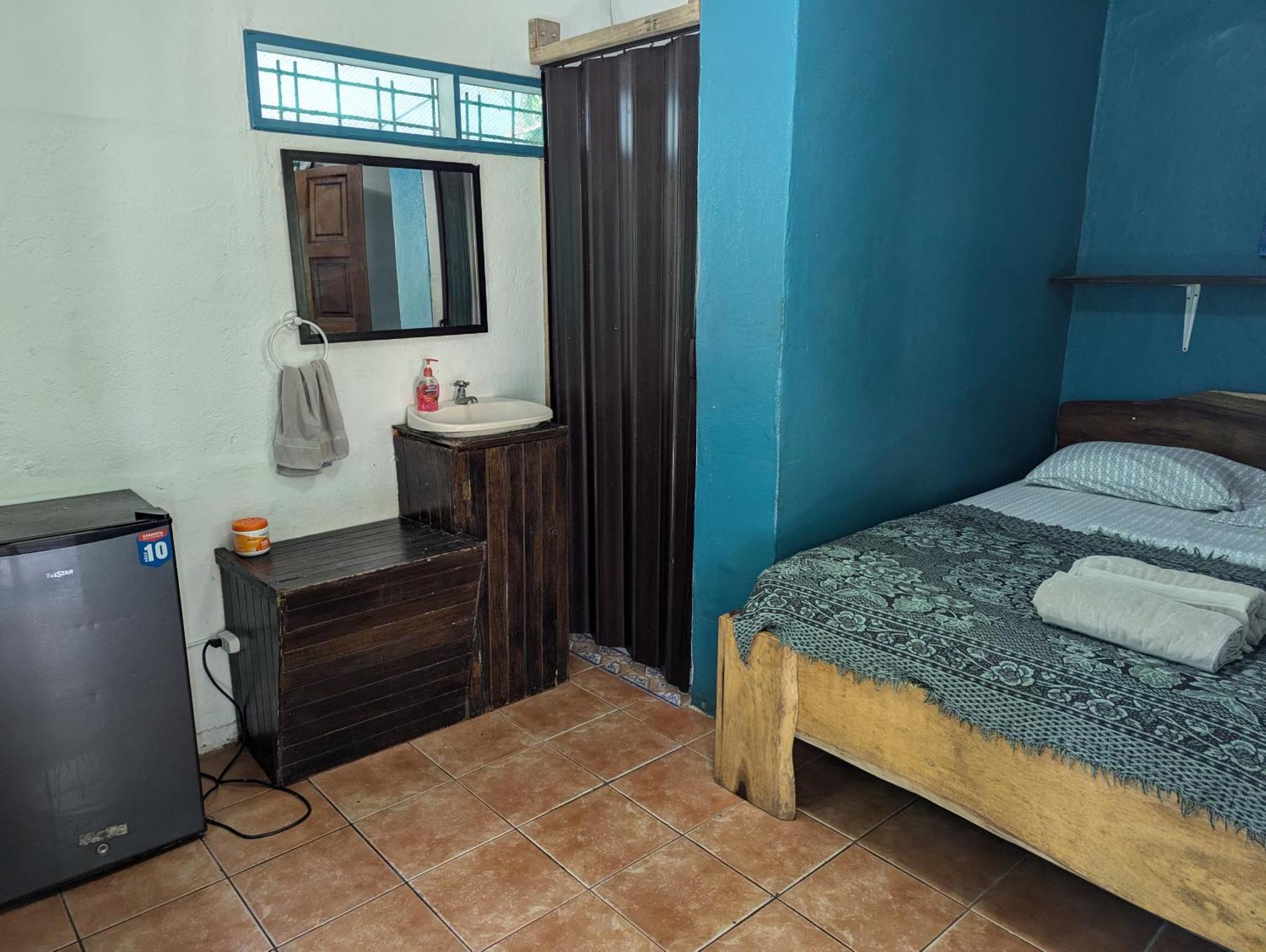Tasty Dayz Hostel Puerto Viejo de Talamanca Екстериор снимка