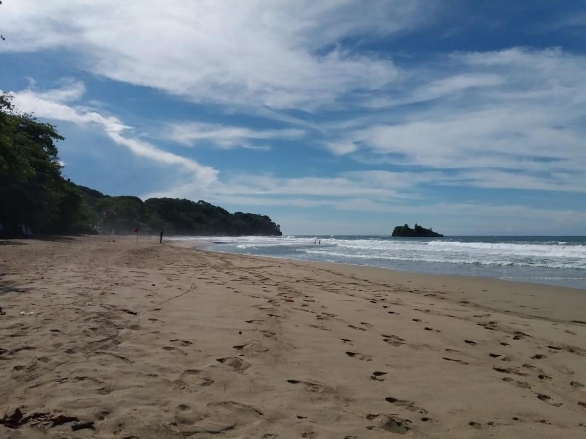 Tasty Dayz Hostel Puerto Viejo de Talamanca Екстериор снимка